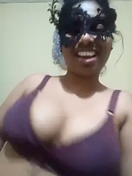 Snapshot of Expose_Queen chatting on 02-05-26, 06:34 Expose Queen online show from 02-05-26, 06:34