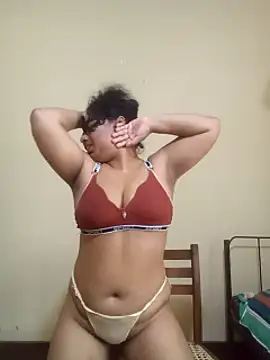 Expose Queen online show from 03-09-26, 06:39