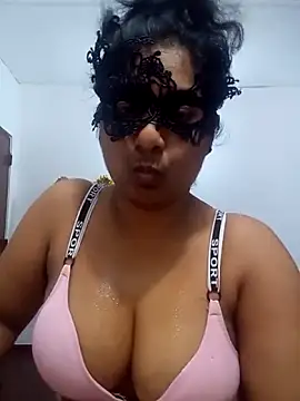Snapshot of Expose_Queen chatting on 05-03-26, 05:08 Expose Queen online show from 05-03-26, 05:08