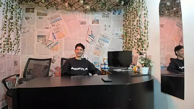 Snapshot of heyy_noah11 chatting on 07-11-26, 01:36 heyy noah11 online show from 07-11-26, 01:36