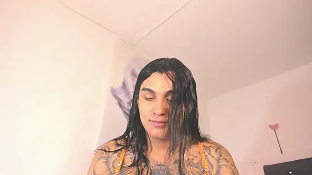 Snapshot of BiancaValentinna chatting on 11-10-25, 05:12 BiancaValentinna online show from 11-10-25, 05:12