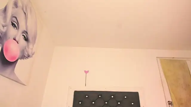 Snapshot of BiancaValentinna chatting on 12-03-25, 07:01 BiancaValentinna online show from 12-03-25, 07:01