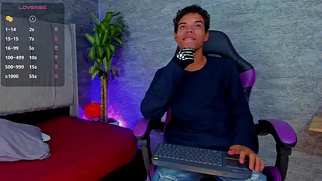 jhojan foxxx  online show from 11-02-25, 11:23