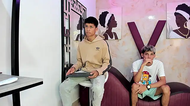 EMPIRE BOYS1 online show from 02-03-26, 07:19