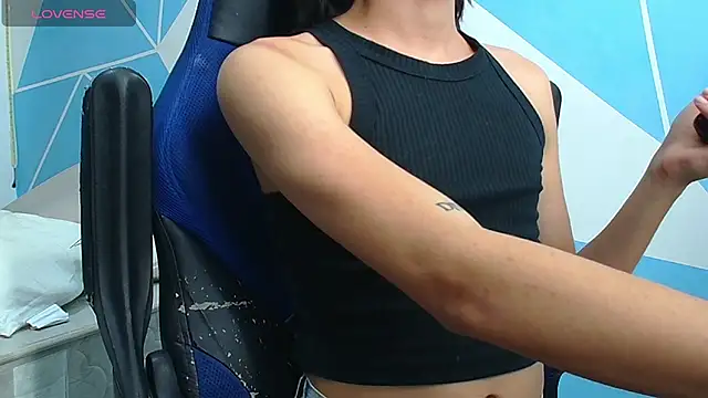 isabellaqueens online show from 04-15-26, 11:27