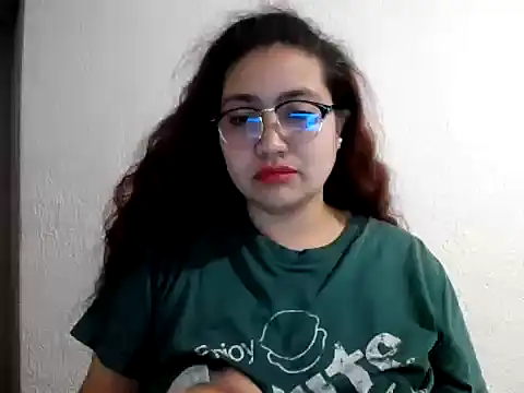 I AM ISABELLA online show from 10-16-25, 05:08