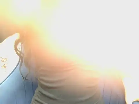 Snapshot of hii_tanisha chatting on 10-18-25, 05:21 hii tanisha online show from 10-18-25, 05:21