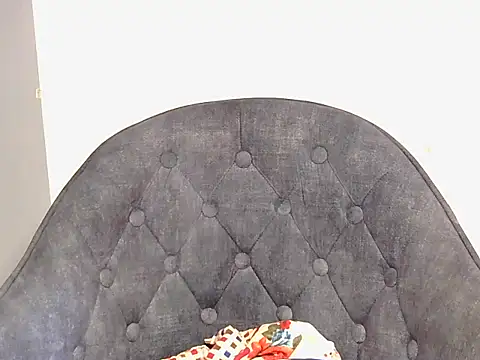 Snapshot of hii_tanisha chatting on 11-25-25, 08:25 hii tanisha online show from 11-25-25, 08:25