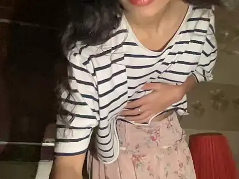 youngriri2 online show from 10-23-25, 01:43