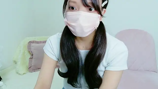 Snapshot of Ichikachan chatting on 03-06-26, 02:41 Ichikachan online show from 03-06-26, 02:41