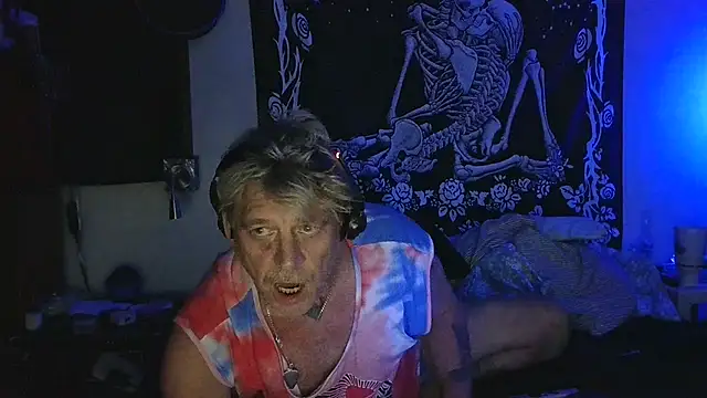 whitehole4bbc252 online show from 06-06-26, 06:07