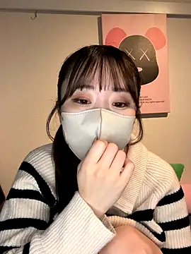 Snapshot of yura_ra_ra chatting on 12-15-25, 03:22 yura ra ra online show from 12-15-25, 03:22