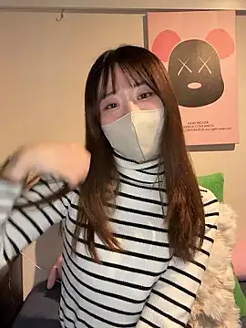 Snapshot of yura_ra_ra chatting on 12-20-25, 05:25 yura ra ra online show from 12-20-25, 05:25