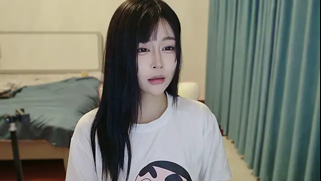 yiyi 3523 online show from 03-22-26, 03:37