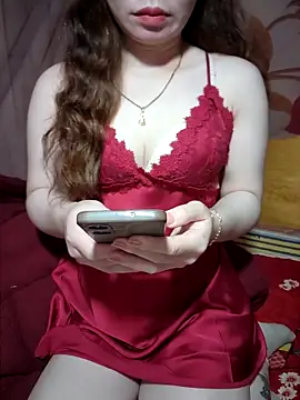 LeanaLy online show from 11-22-25, 01:59