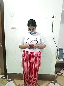 PG girl 12th online show from 11-29-25, 07:44