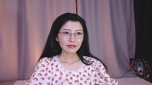 Snapshot of sunarinsun chatting on 05-21-26, 06:15 sunarinsun online show from 05-21-26, 06:15
