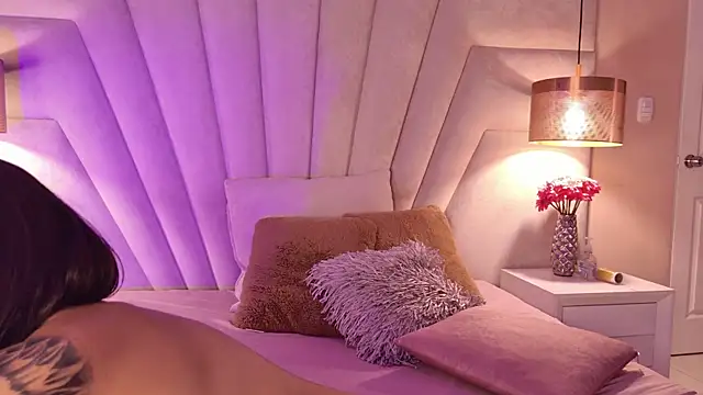 AlyssaRay online show from 01-17-26, 07:17