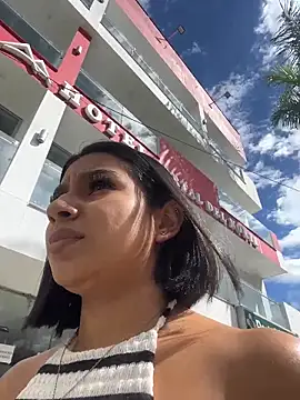 AlyssaRay online show from 04-11-26, 01:59