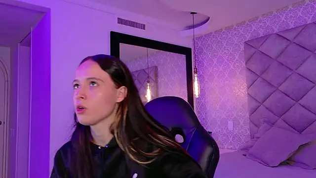 CARO ADAMS1 online show from 11-29-25, 11:46