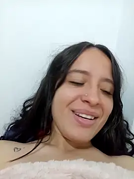 CARO ADAMS1 online show from 12-20-25, 01:18