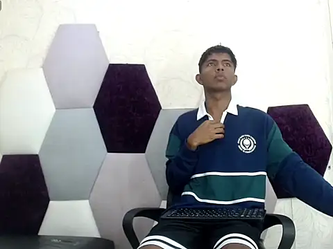 Mick storm online show from 02-05-26, 06:56