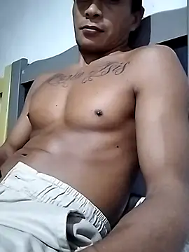 Snapshot of Moreno-Charmoso_30 chatting on 10-18-25, 12:57 Moreno-Charmoso 30 online show from 10-18-25, 12:57