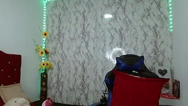  Danna Milf  online show from 11-23-25, 12:21