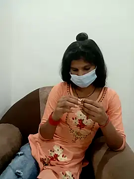 Snapshot of Hina_School chatting on 10-13-25, 04:40 Hina School online show from 10-13-25, 04:40