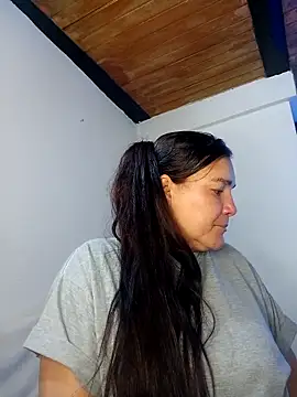 MilfBlonde  online show from 10-18-25, 11:11