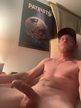 Snapshot of BigDickMike420 chatting on 10-17-25, 05:10 BigDickMike420 online show from 10-17-25, 05:10