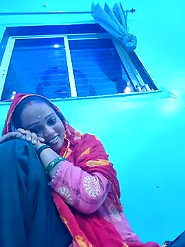 Snapshot of Riya741557 chatting on 10-13-25, 03:01 Riya741557 online show from 10-13-25, 03:01