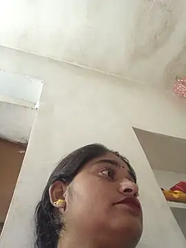 Snapshot of Meena_8 chatting on 10-19-25, 04:40 Meena 8 online show from 10-19-25, 04:40