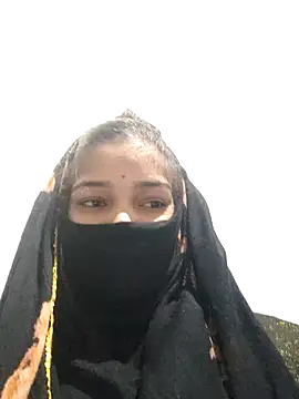 Snapshot of Meena_8 chatting on 11-06-25, 02:51 Meena 8 online show from 11-06-25, 02:51