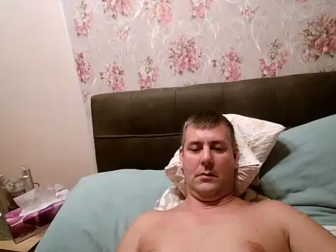 Snapshot of tibci12789 chatting on 12-02-25, 08:26 tibci12789 online show from 12-02-25, 08:26