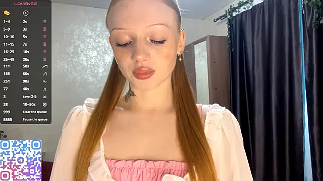 Iamlylu online show from 11-15-25, 05:38