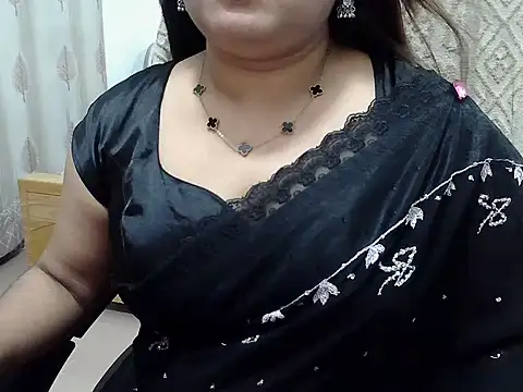 SexyRani2000 online show from 06-22-26, 07:11