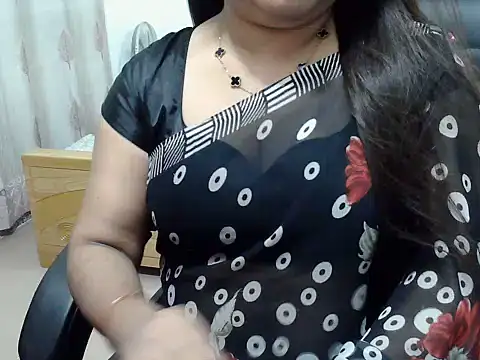 SexyRani2000 online show from 06-25-26, 04:11