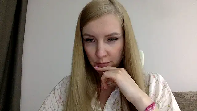 Snapshot of Neralith chatting on 05-16-26, 07:23 Neralith online show from 05-16-26, 07:23