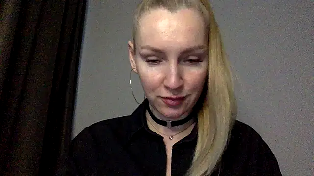Snapshot of Neralith chatting on 06-15-26, 05:26 Neralith online show from 06-15-26, 05:26