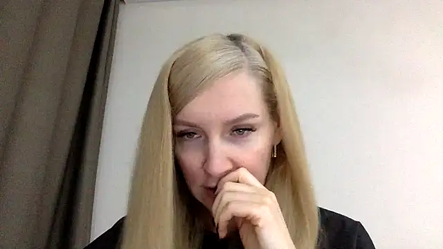Snapshot of Neralith chatting on 06-26-26, 07:07 Neralith online show from 06-26-26, 07:07