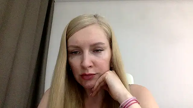 Snapshot of Neralith chatting on 07-13-26, 06:33 Neralith online show from 07-13-26, 06:33