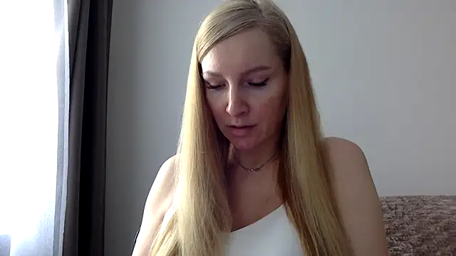 Snapshot of Neralith chatting on 07-14-26, 11:16 Neralith online show from 07-14-26, 11:16