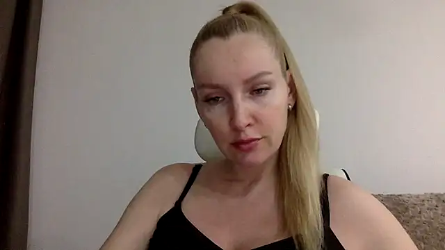 Snapshot of Neralith chatting on 07-15-26, 06:57 Neralith online show from 07-15-26, 06:57