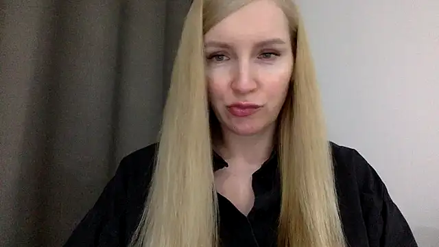 Snapshot of Neralith chatting on 07-17-26, 08:03 Neralith online show from 07-17-26, 08:03