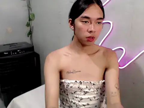 Snapshot of miatrixs chatting on 03-27-26, 03:23 miatrixs online show from 03-27-26, 03:23