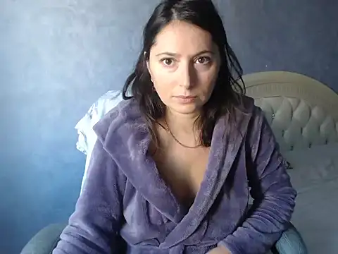 Snapshot of LuckyLisa23 chatting on 10-25-25, 10:12 LuckyLisa23 online show from 10-25-25, 10:12