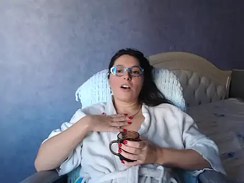 Snapshot of LuckyLisa23 chatting on 11-01-25, 10:28 LuckyLisa23 online show from 11-01-25, 10:28