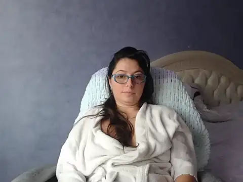 Snapshot of LuckyLisa23 chatting on 11-10-25, 10:14 LuckyLisa23 online show from 11-10-25, 10:14