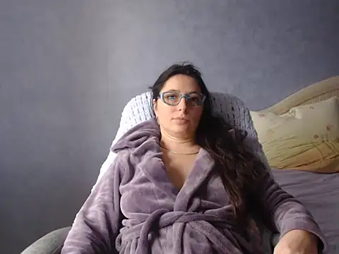 Snapshot of LuckyLisa23 chatting on 01-08-26, 11:34 LuckyLisa23 online show from 01-08-26, 11:34